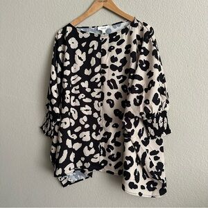 Oddy leopard print  jagged hem ruched dolman sleeves size small blouse